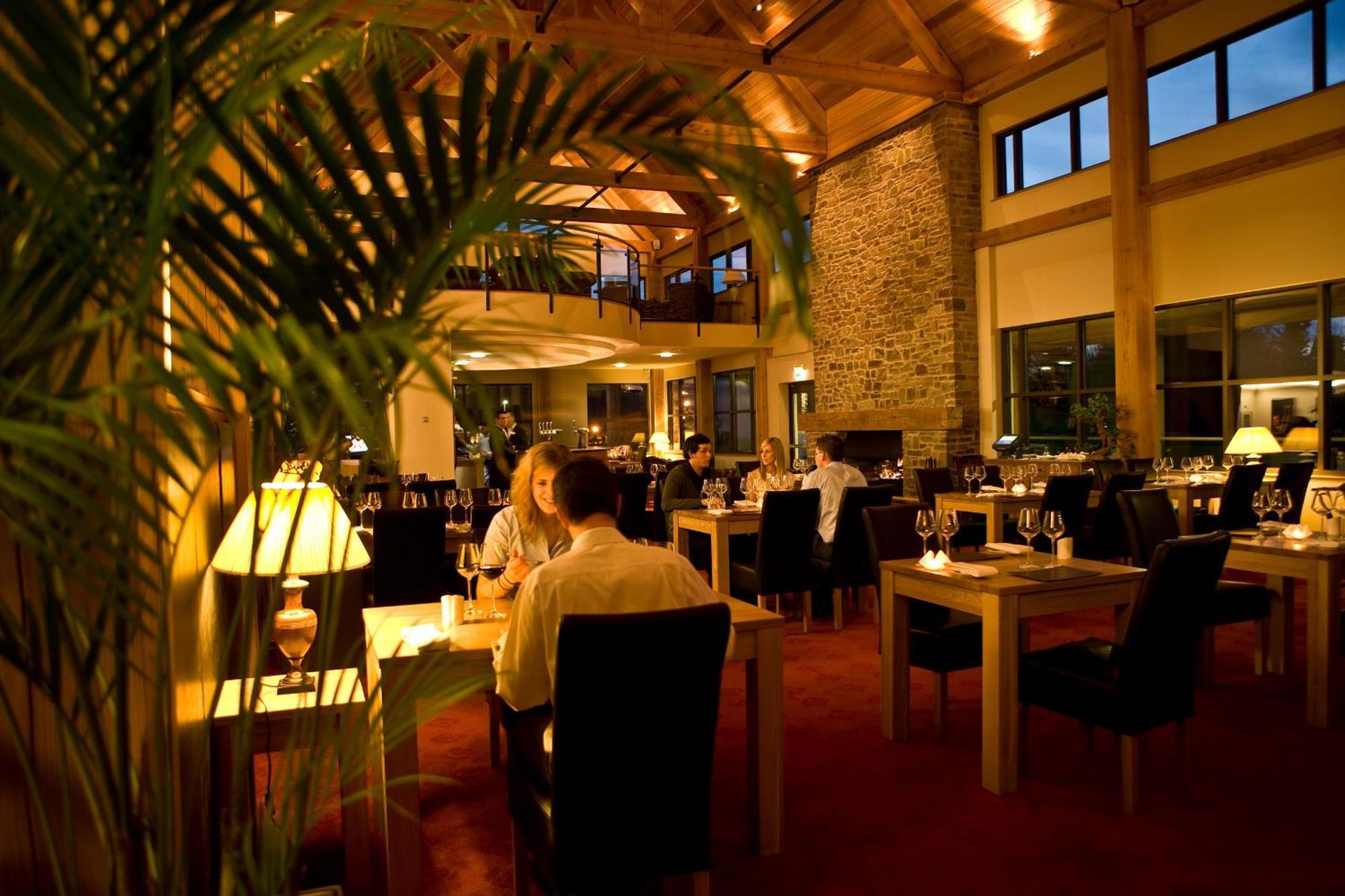 Hunter Lodges By Celtic Manor Newport  Exterior photo