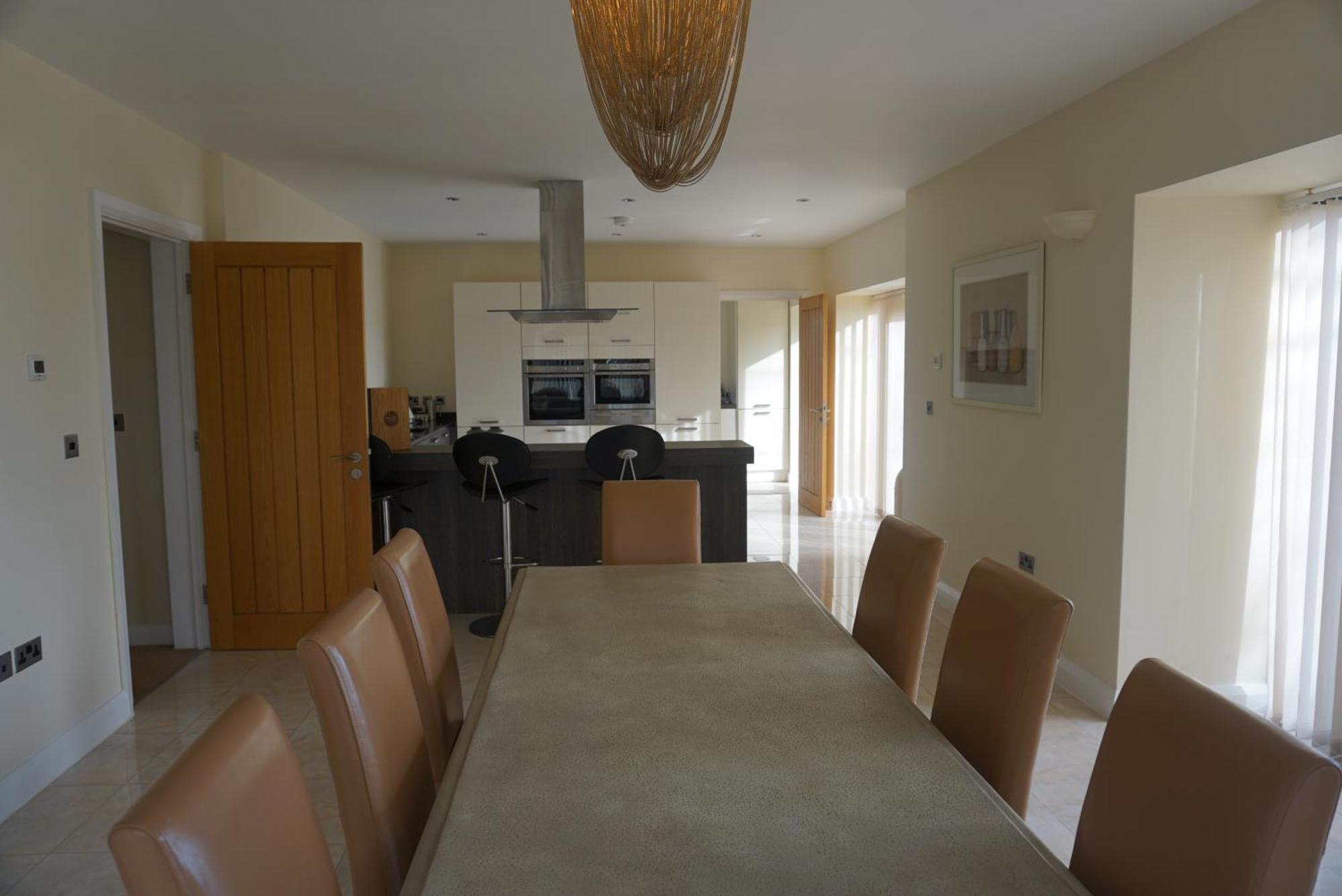 Hunter Lodges By Celtic Manor Newport  Exterior photo